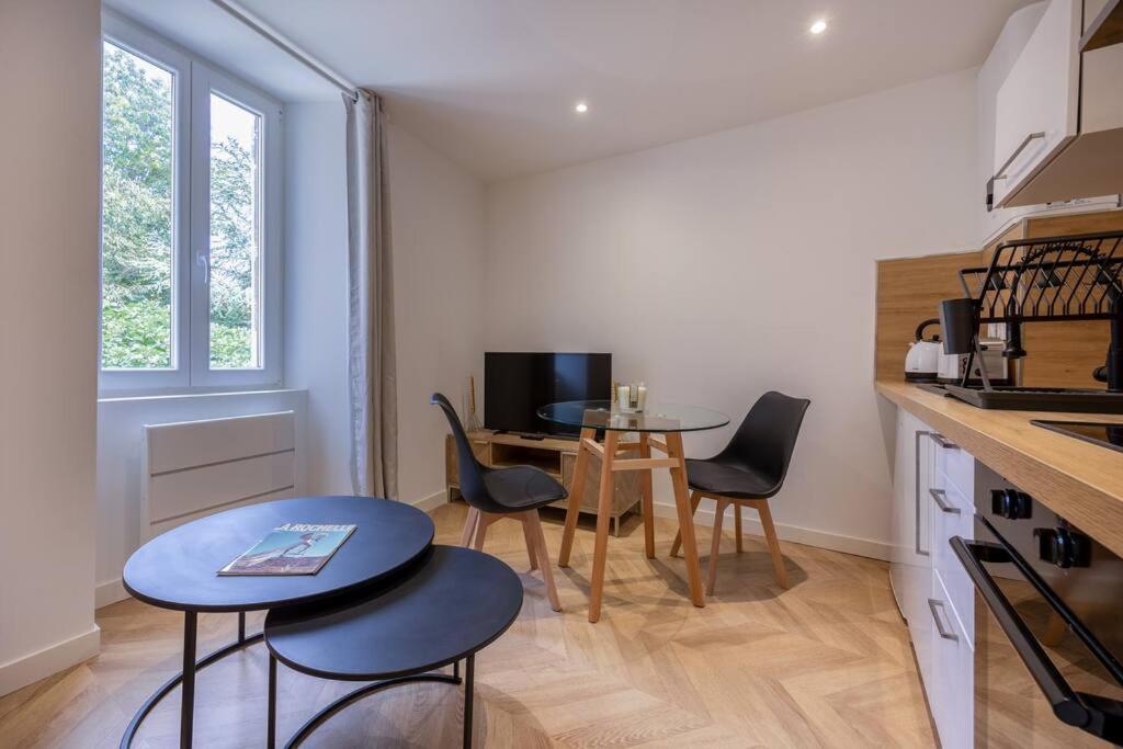 Appartement Le Cocon Urbain En Hyper Centre à La Rochelle  Extérieur photo
